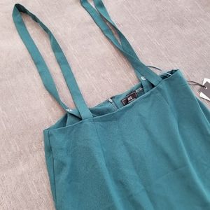 🏷5/$25 HAVE skirt with suspenders green large nwt
